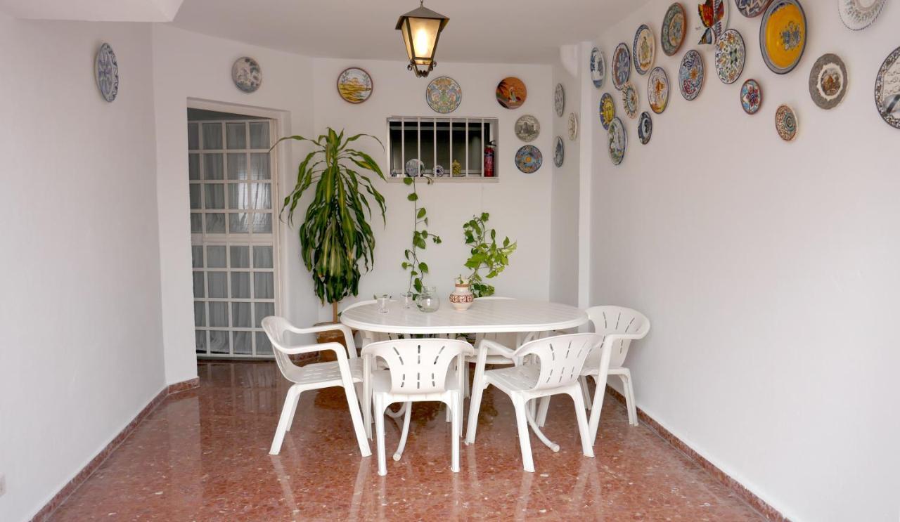 Casa Soleada En Calle Tranquila Севилья Экстерьер фото