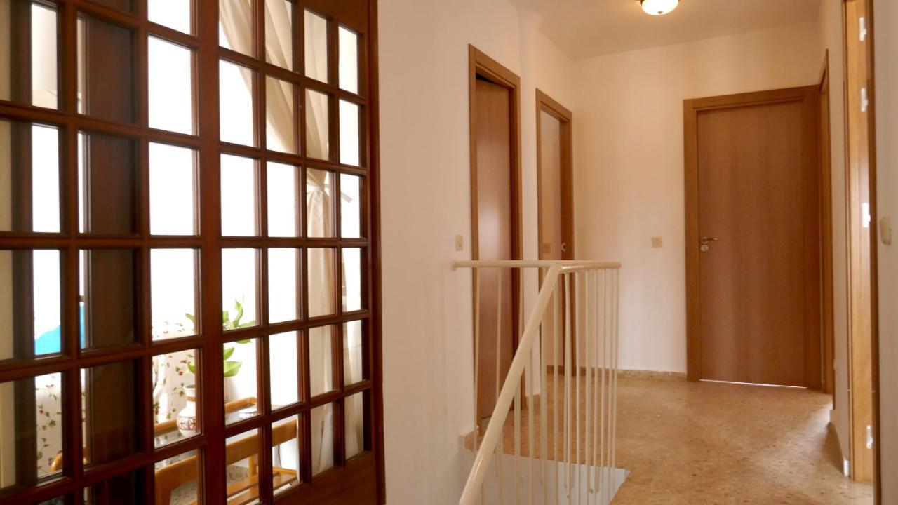 Casa Soleada En Calle Tranquila Севилья Экстерьер фото