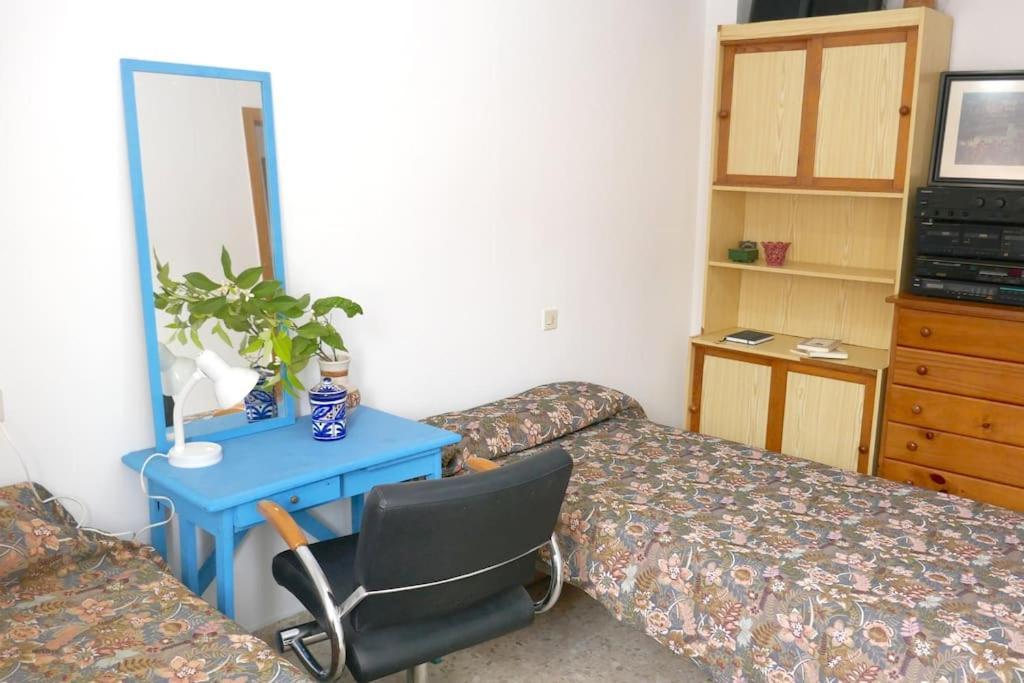 Casa Soleada En Calle Tranquila Севилья Экстерьер фото